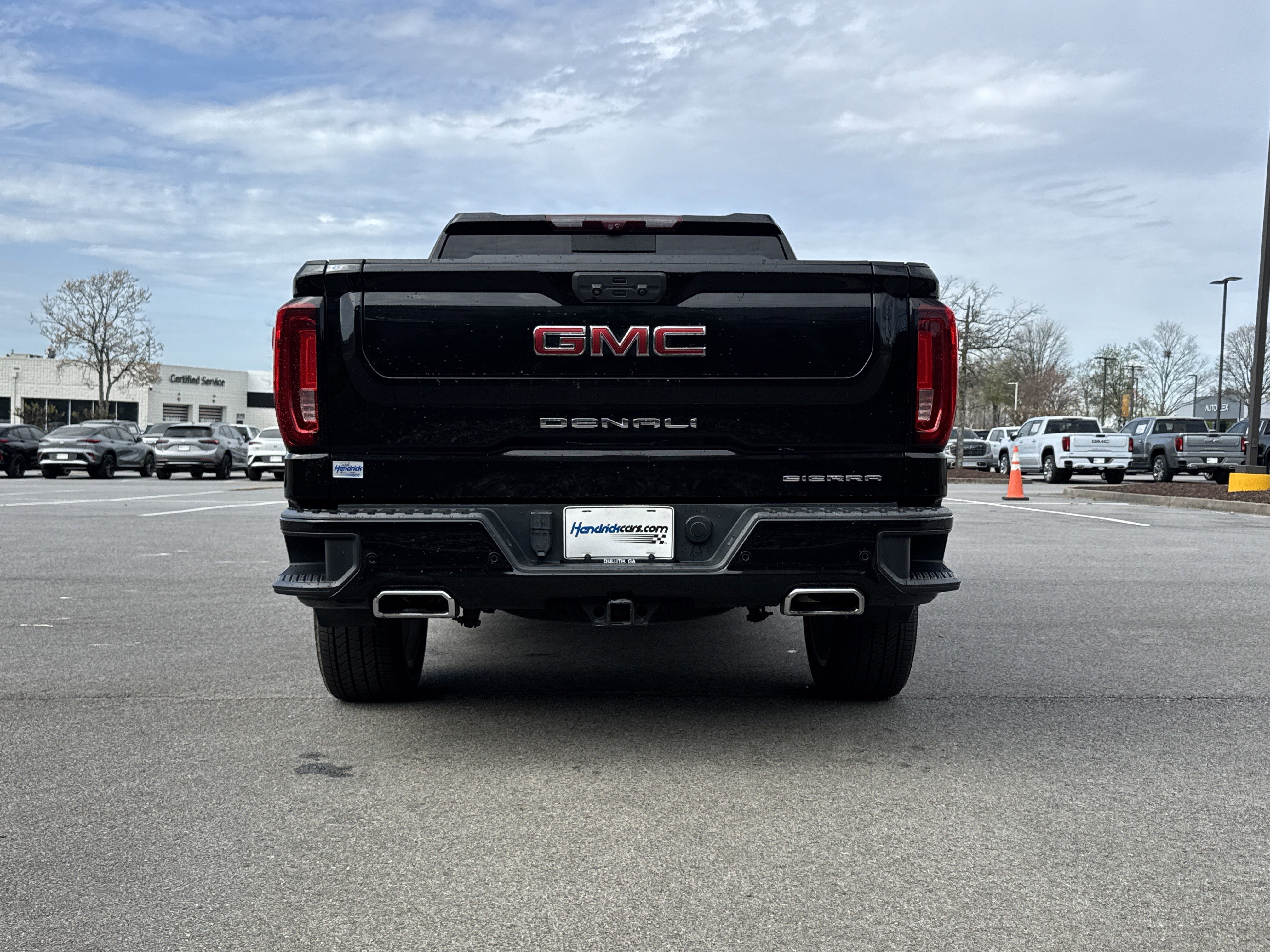 Used 2022 GMC Sierra 1500 Denali w/ Denali Reserve Package AWD/4WD image 9