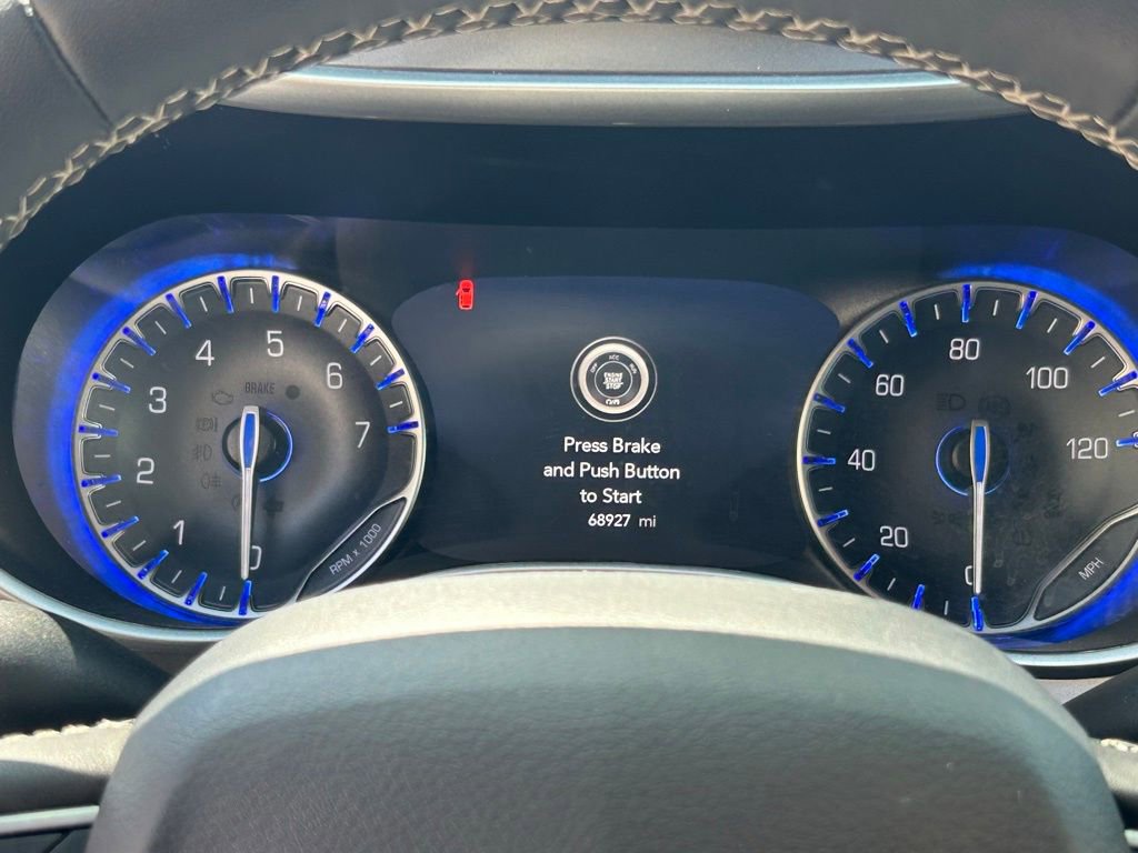 Certified 2023 Chrysler Pacifica Touring-L FWD image 20
