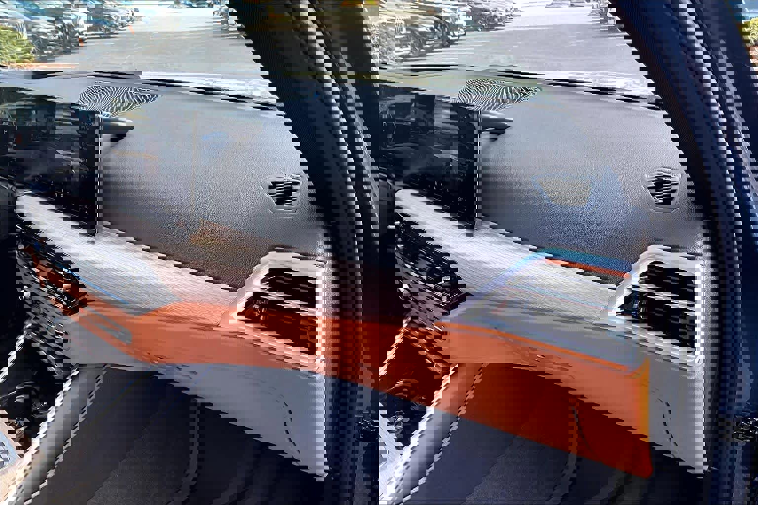 Certified 2025 BMW 330i xDrive Sedan w/ Premium Package image 19