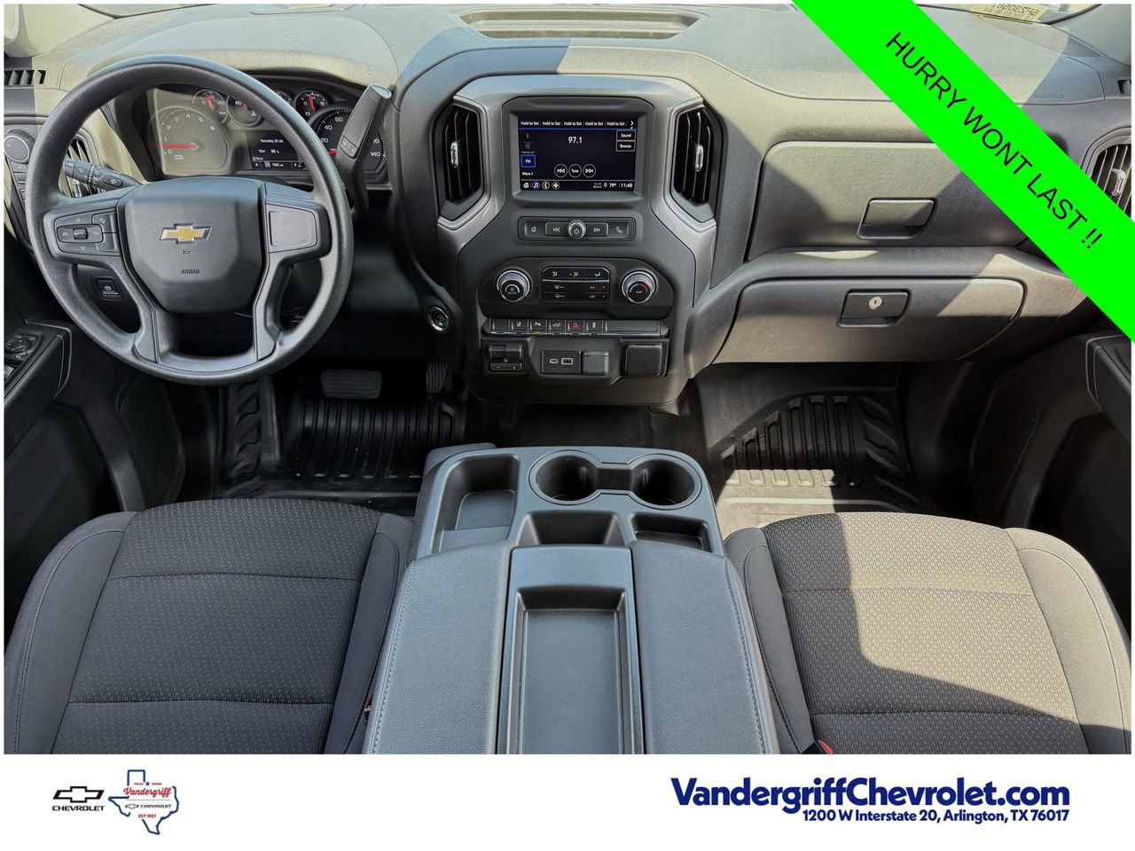 Used 2025 Chevrolet Silverado 2500 W/T w/ WT/CX Safety Package AWD/4WD image 10