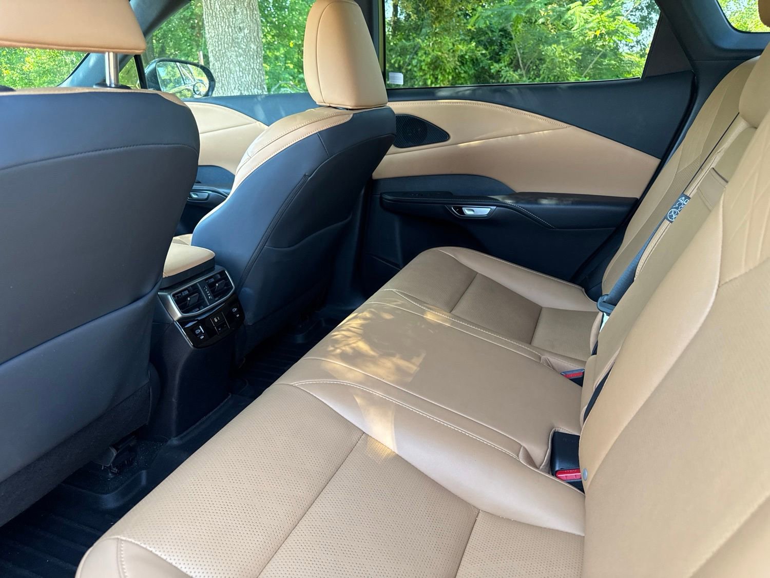 Used 2024 Lexus RX 350 Premium w/ Cold Area Package FWD image 20
