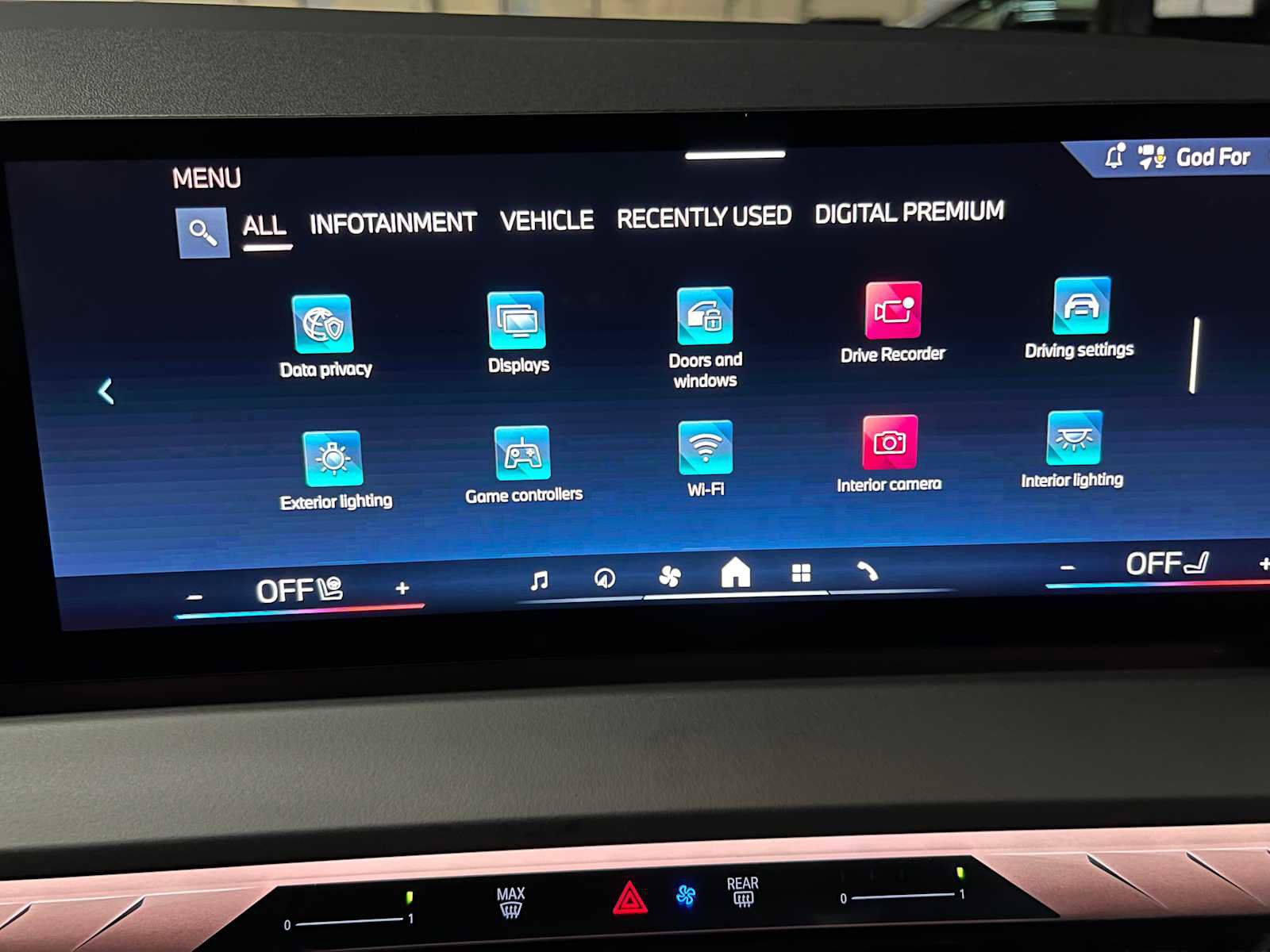 Used 2025 BMW X3 xDrive30i w/ Premium Package image 36