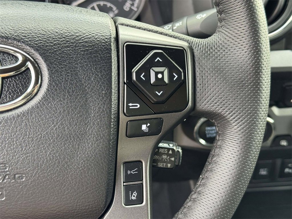 Used 2023 Toyota Tacoma TRD Off-Road image 12