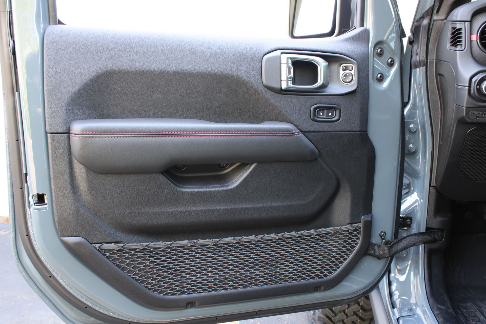 New 2026 Jeep Gladiator Rubicon AWD/4WD image 17