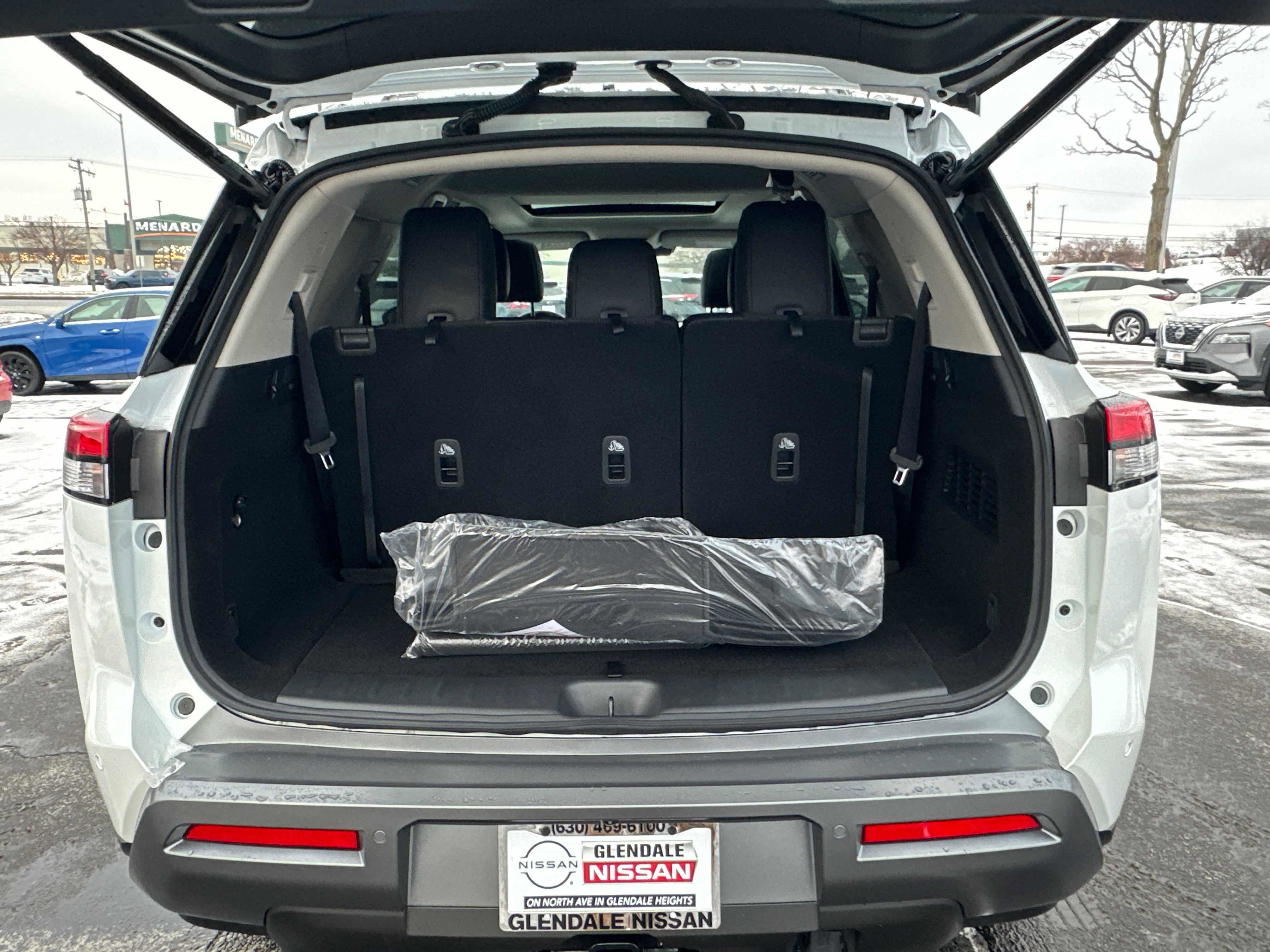 New 2026 Nissan Pathfinder SL w/ SL Premium Package image 16