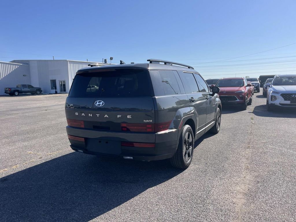 Used 2025 Hyundai Santa Fe SEL image 7