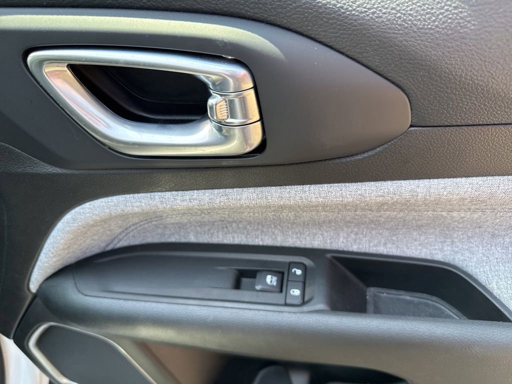 Used 2022 Jeep Compass Latitude image 61