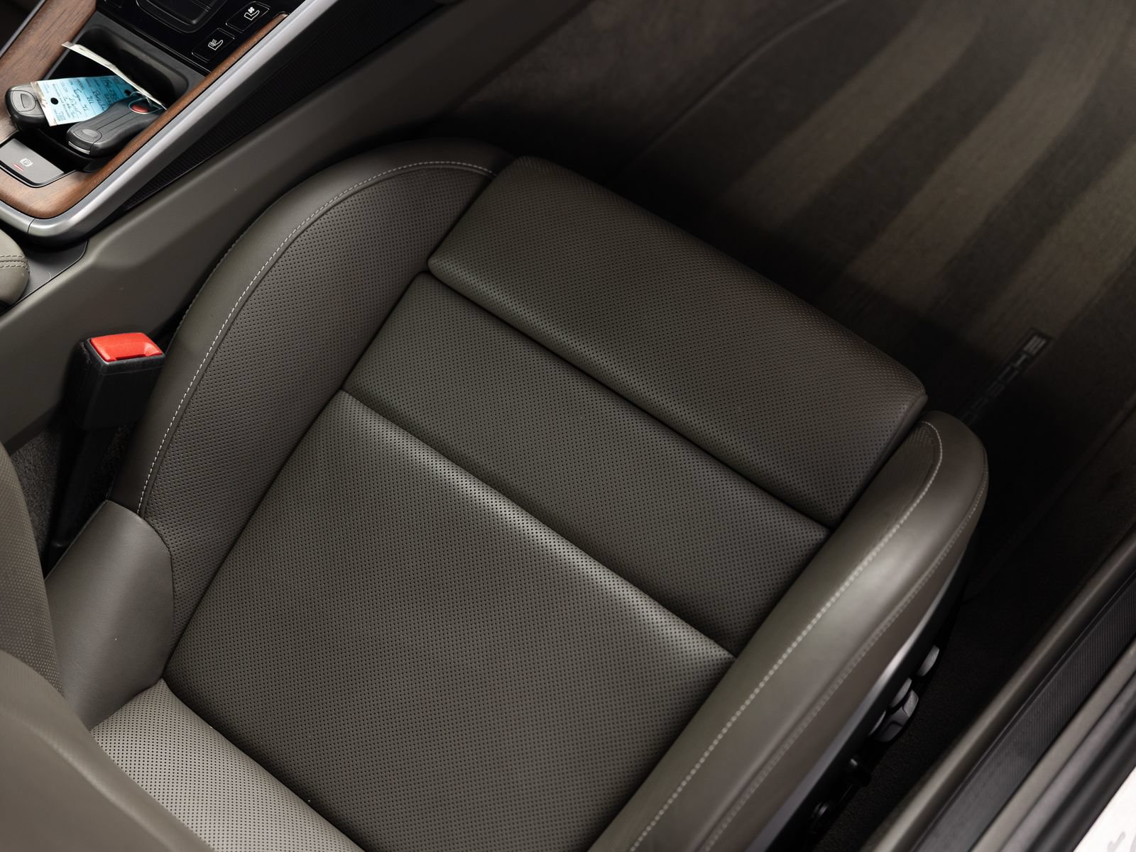 Certified 2021 Porsche 911 AWD/4WD image 35