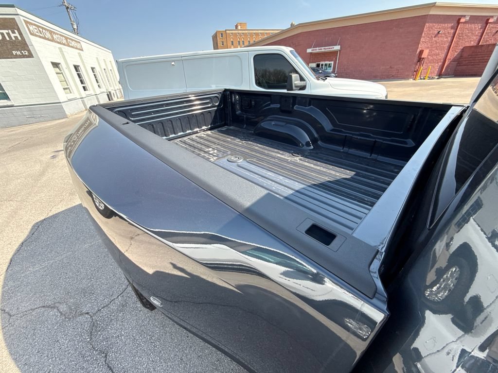 New 2026 RAM 3500 Laramie w/ Night Edition AWD/4WD image 18