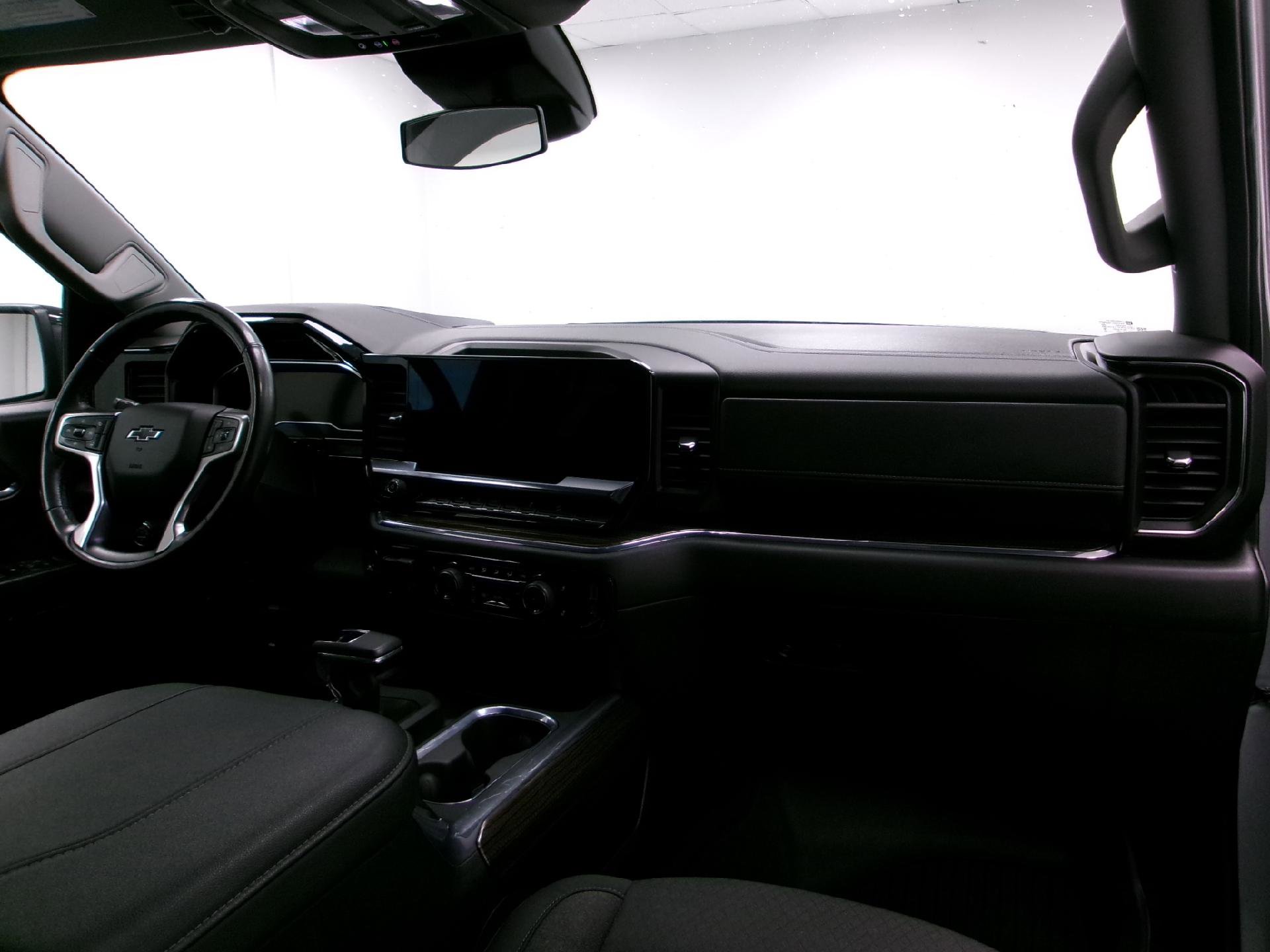 Certified 2024 Chevrolet Silverado 1500 RST image 3