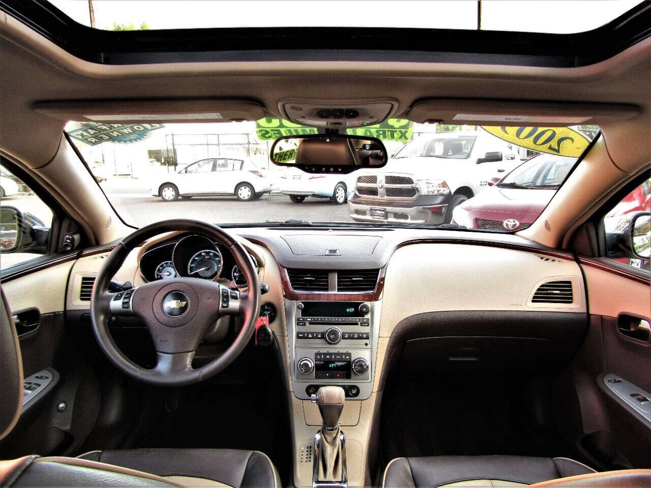 Used 2009 Chevrolet Malibu LTZ w/ Rear Power Package image 16