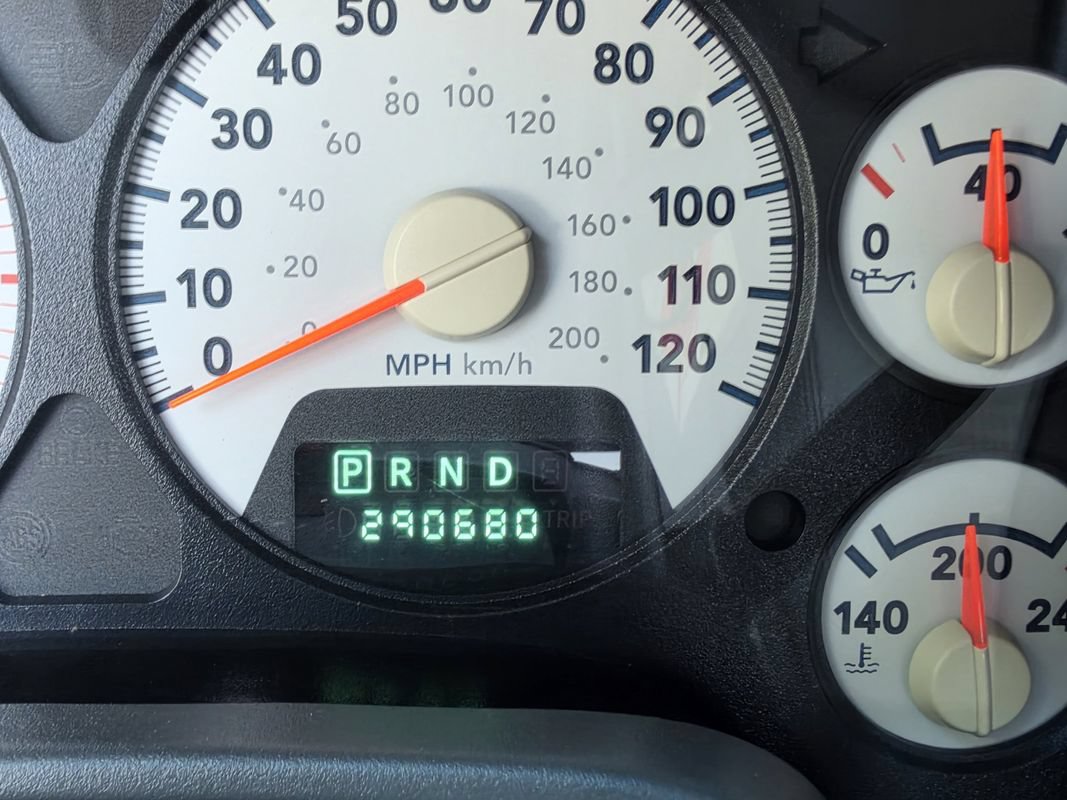 Used 2009 Dodge Ram 2500 Truck Laramie AWD/4WD image 12