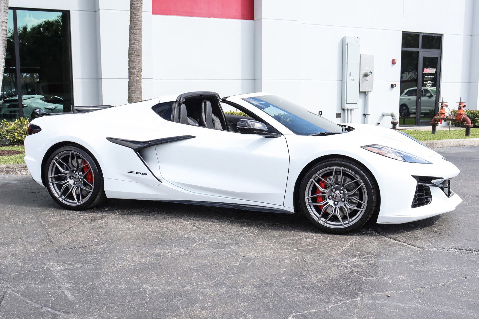 Used 2024 Chevrolet Corvette Z06 w/ Battery Protection Package image 41