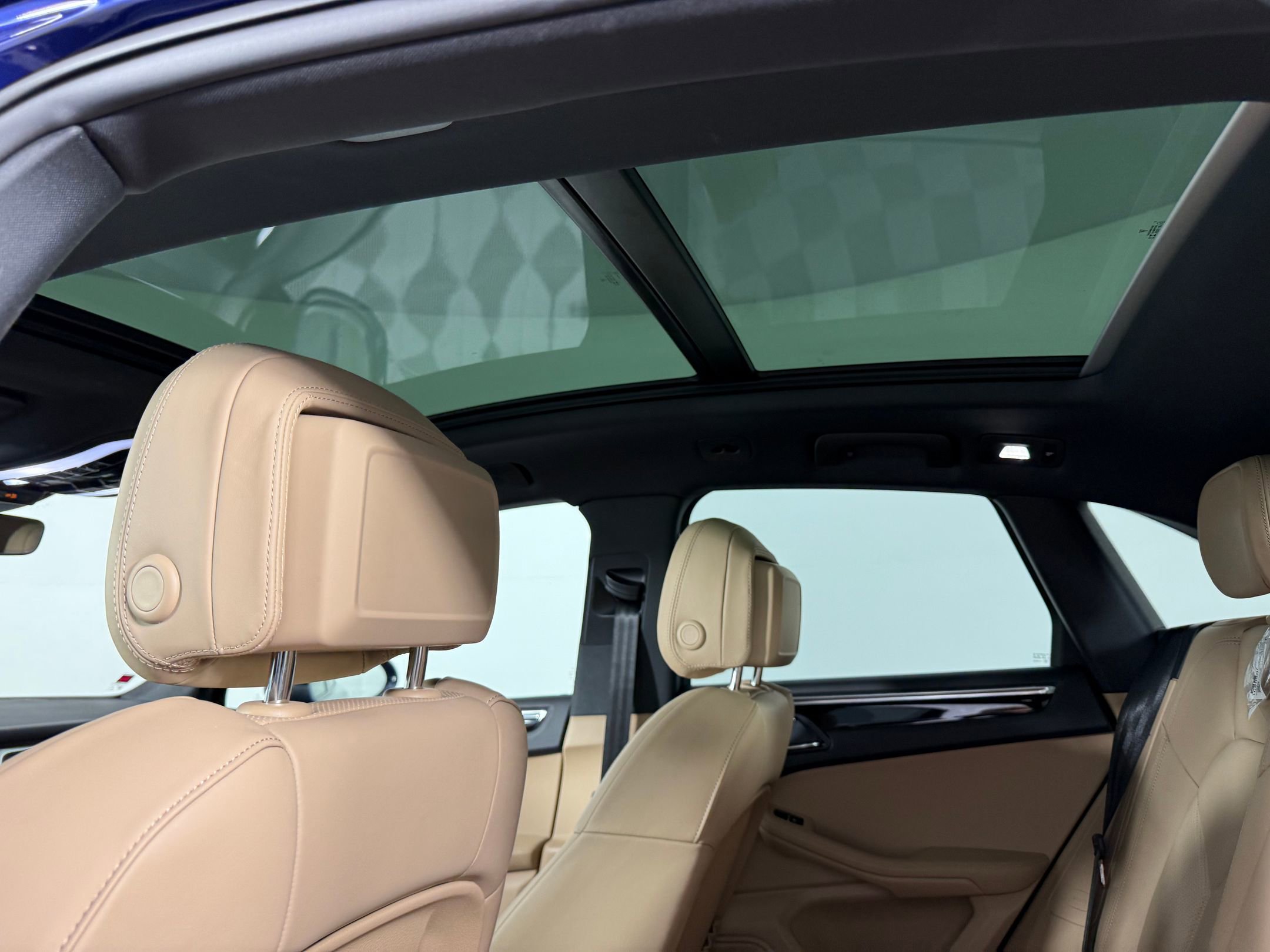 New 2025 Porsche Macan image 16