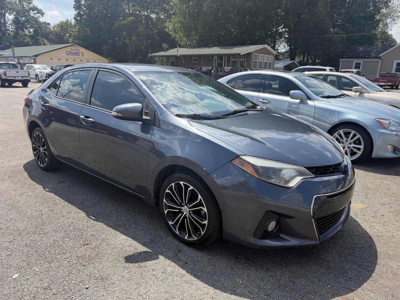 Used 2015 Toyota Corolla S FWD image 5