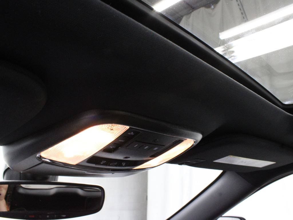 Used 2021 Jeep Grand Cherokee Altitude AWD/4WD image 27