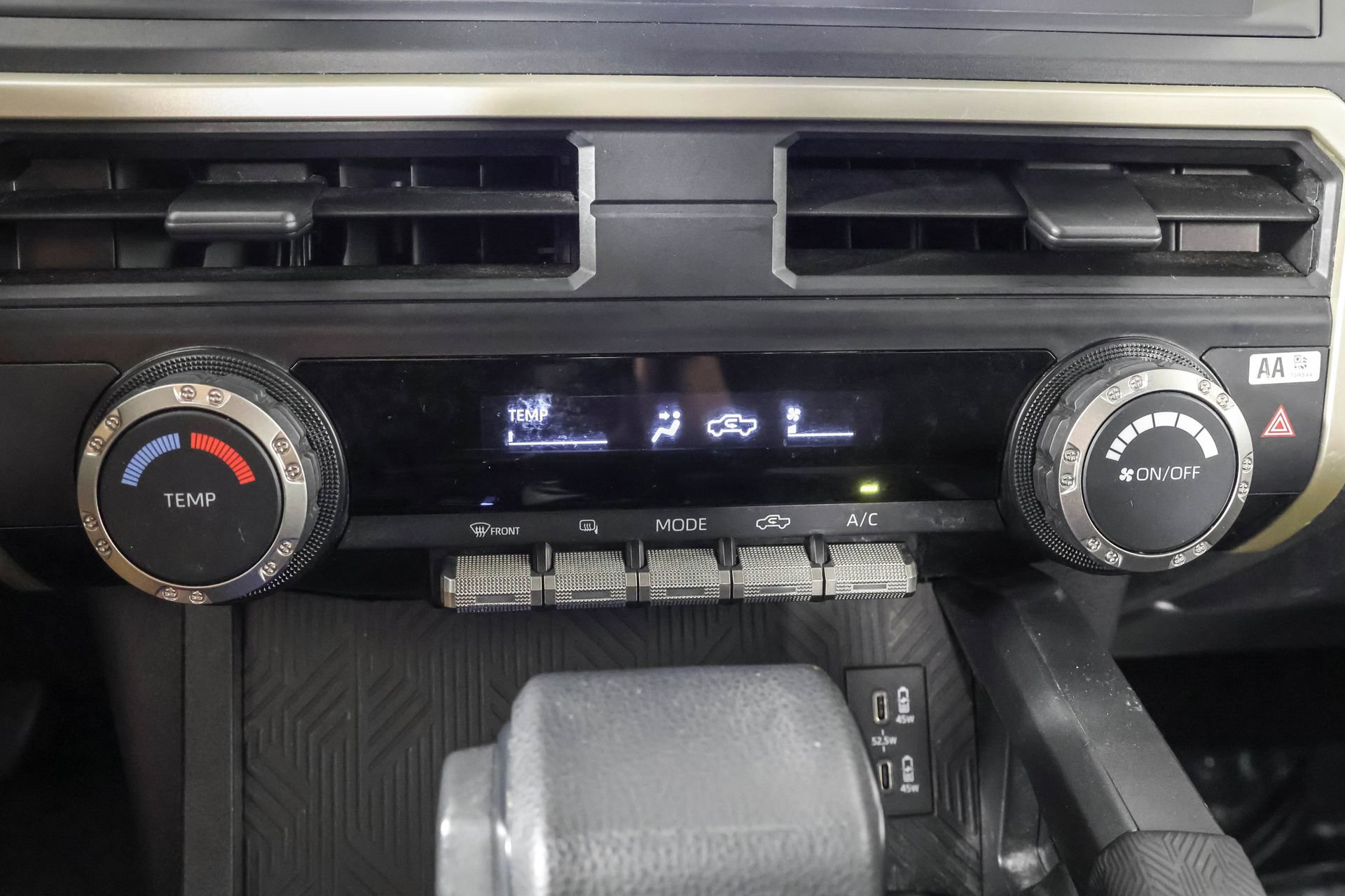 Used 2024 Toyota Tacoma SR RWD image 31
