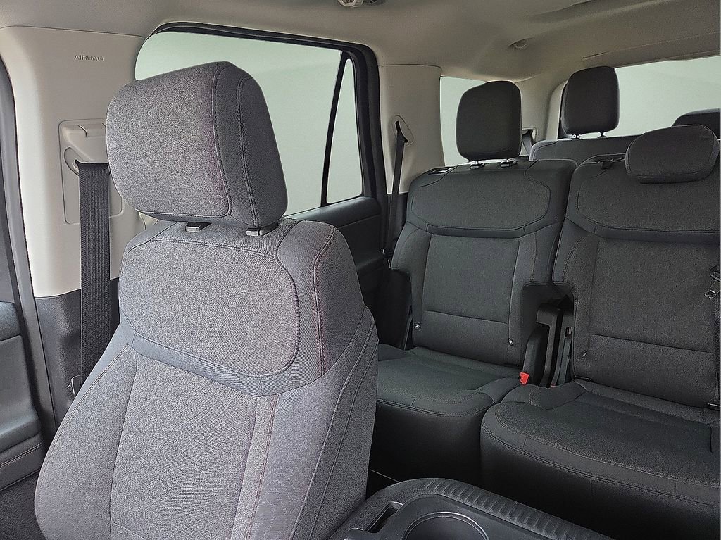 Used 2025 Ford Expedition Active image 29