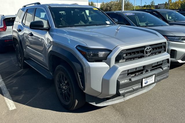 Used 2025 Toyota 4Runner SR5 AWD/4WD image 2