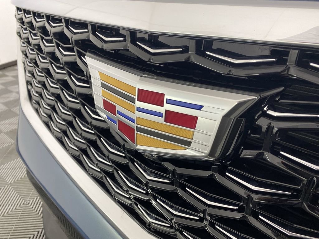 Used 2025 Cadillac XT4 Premium Luxury w/ Cold Weather Package image 32
