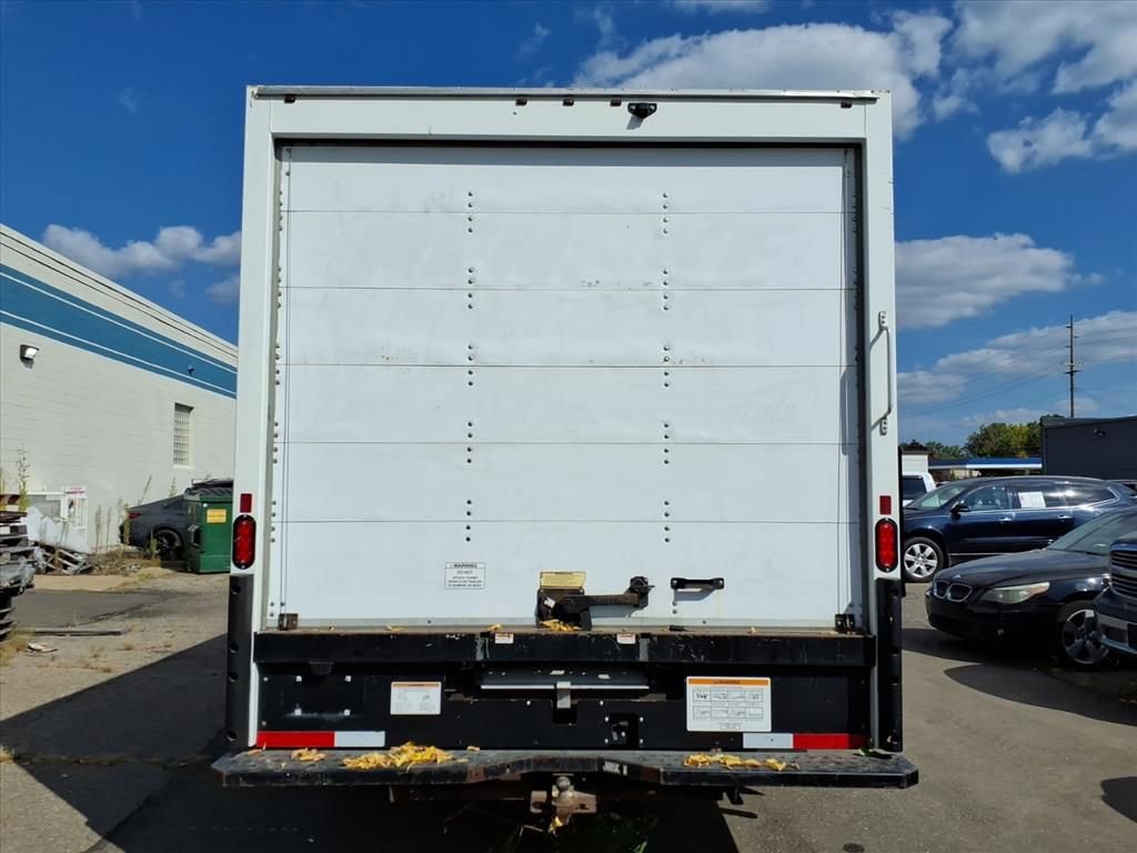 Used 2020 GMC Savana 3500 Extended w/ Driver Convenience Package RWD image 4