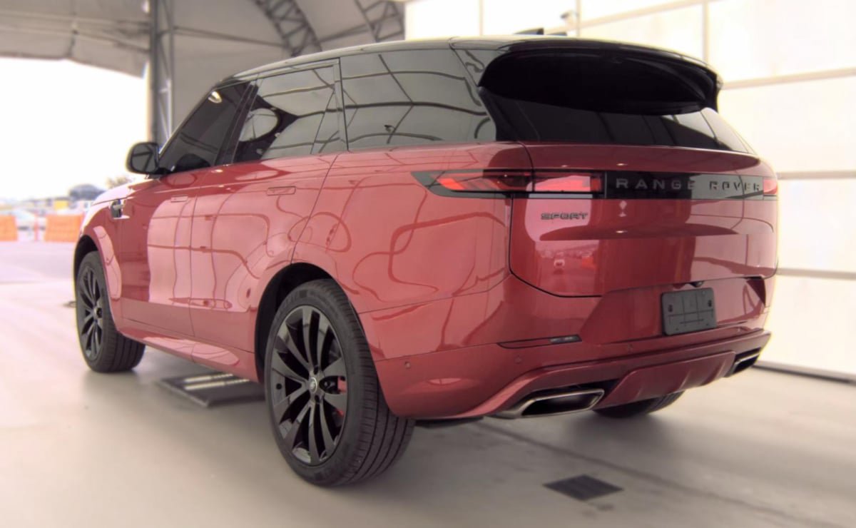 Used 2024 Land Rover Range Rover Sport Dynamic SE AWD/4WD image 5