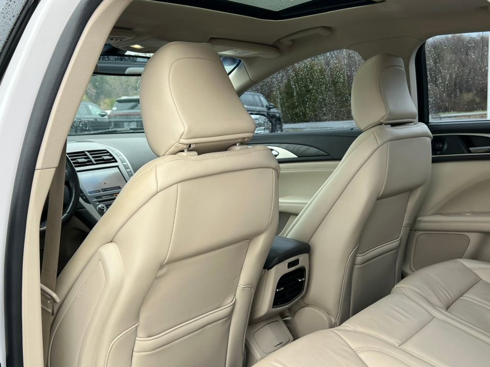 Used 2020 Lincoln MKZ Reserve w/ Monochromatic Package AWD/4WD image 31