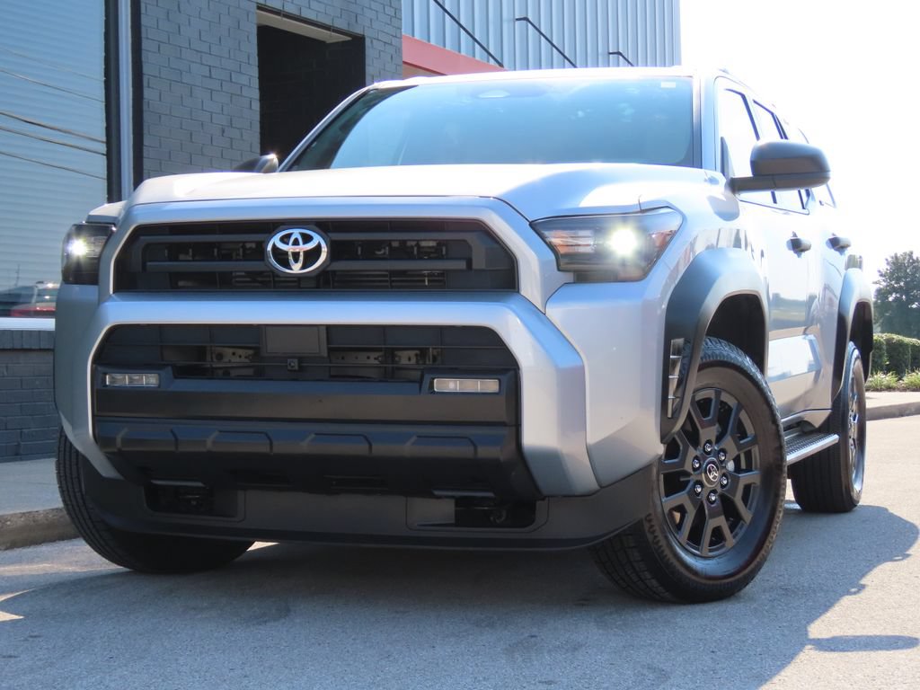 Used 2025 Toyota 4Runner SR5 AWD/4WD image 8