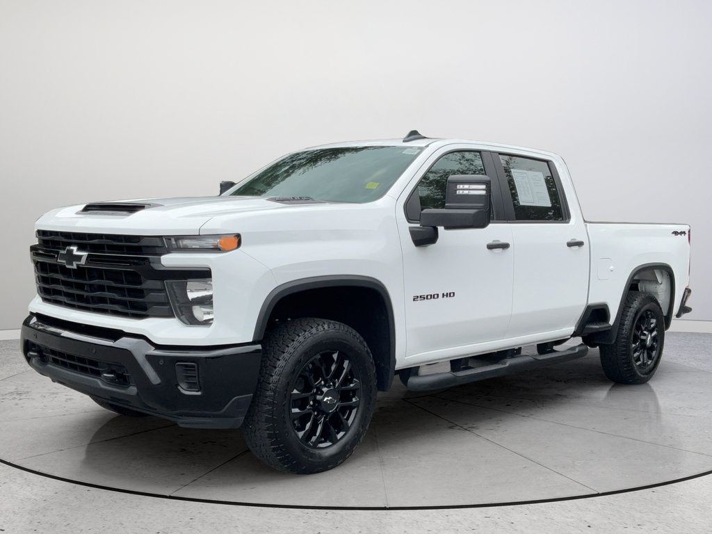 Used 2025 Chevrolet Silverado 2500 Custom w/ Custom Value Package AWD/4WD image 5