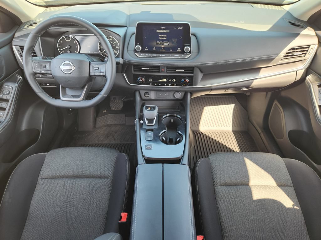 Used 2025 Nissan Rogue SV FWD image 19
