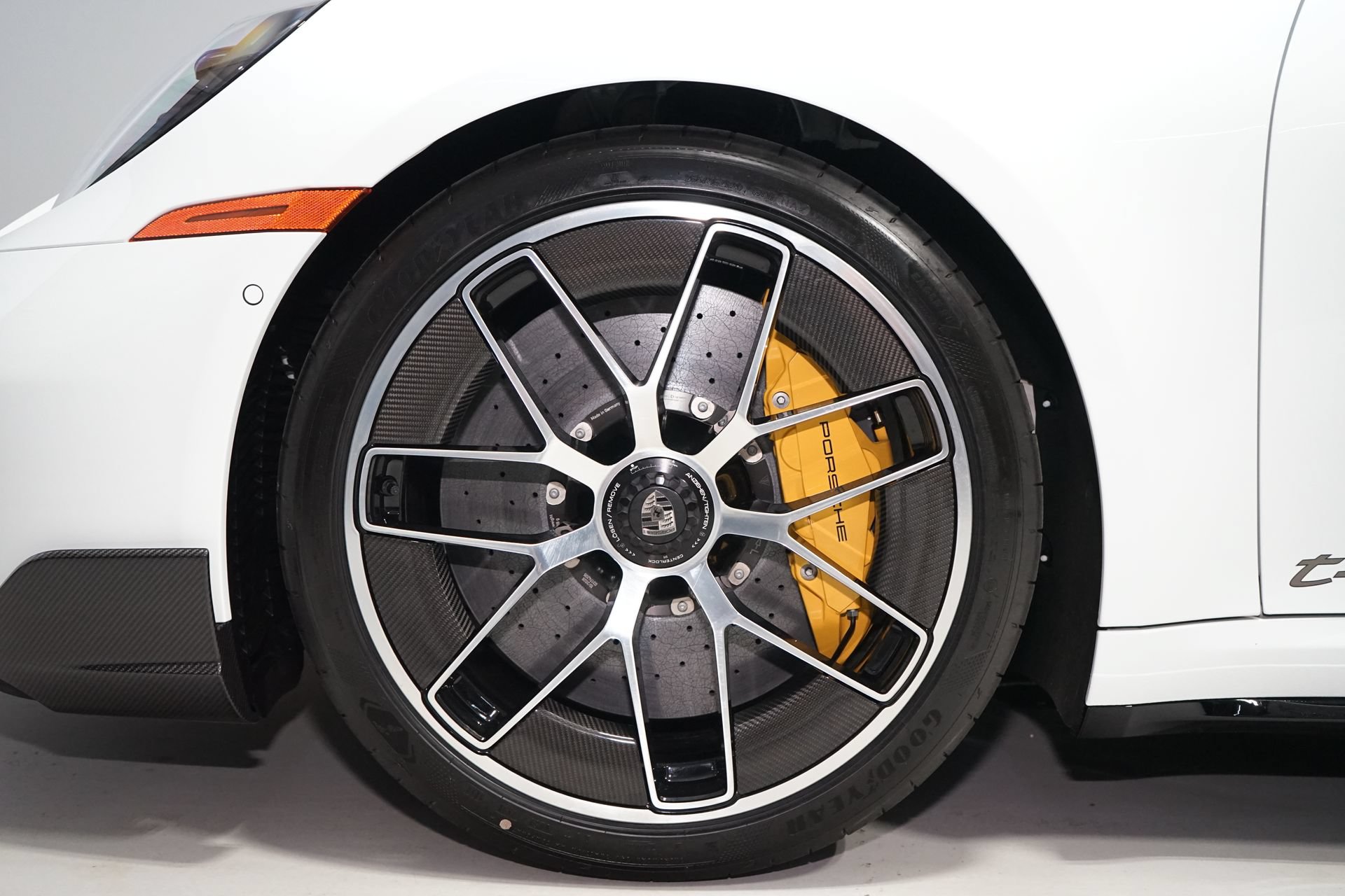 Used 2026 Porsche 911 Turbo S AWD/4WD image 39