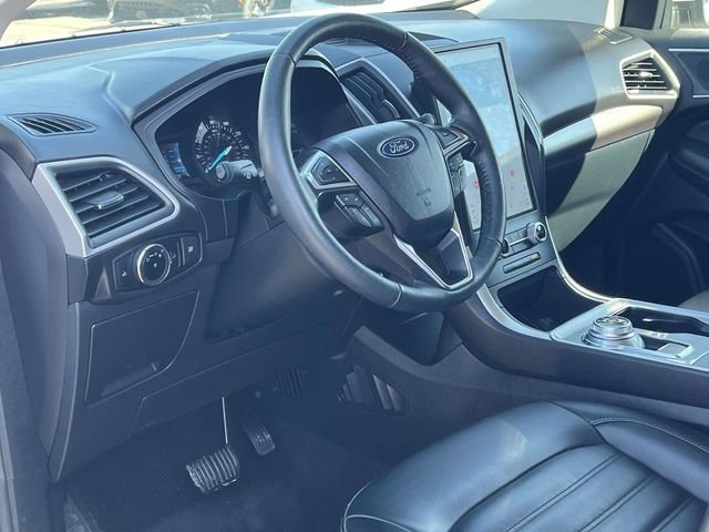 Used 2024 Ford Edge SEL image 12