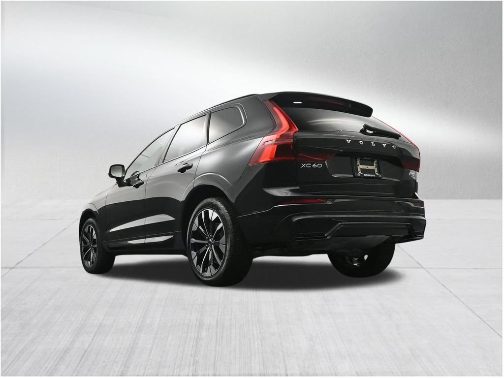 New 2026 Volvo XC60 B5 Plus AWD/4WD image 24