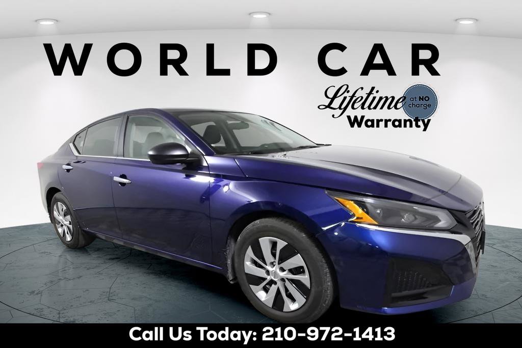 Used 2024 Nissan Altima 2.5 S FWD image 1