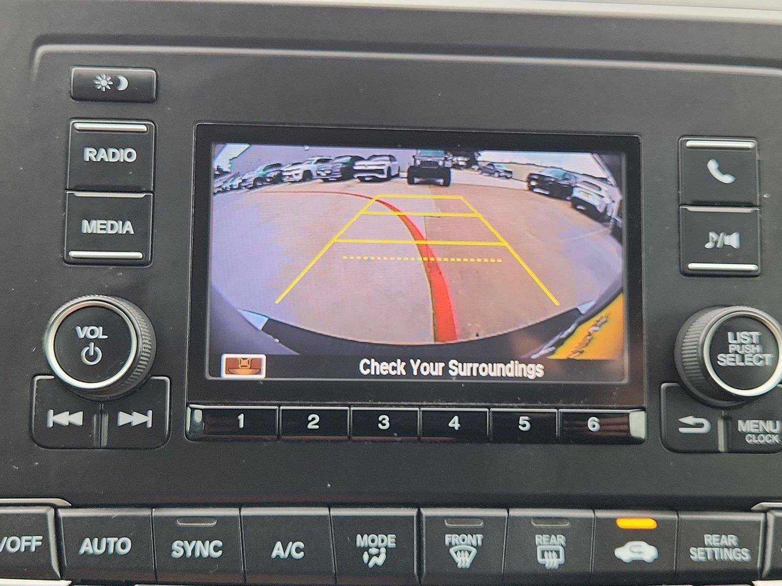 Used 2018 Honda Odyssey LX image 14