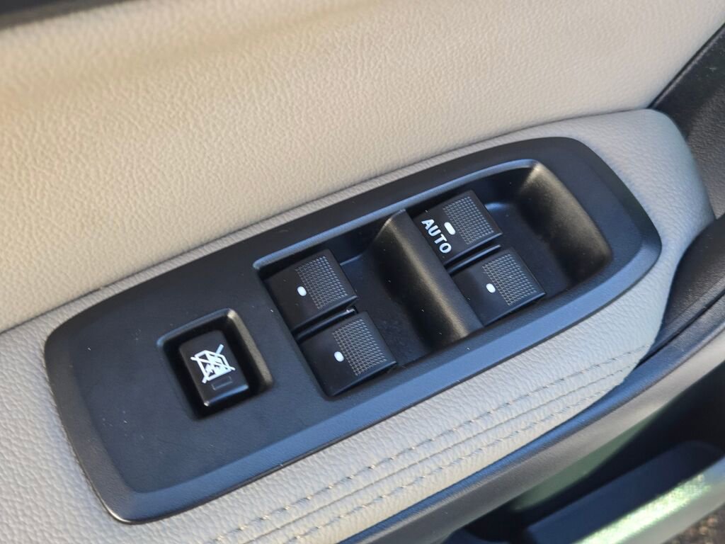 Used 2020 Ford Ranger Lariat w/ Equipment Group 501A Mid image 19