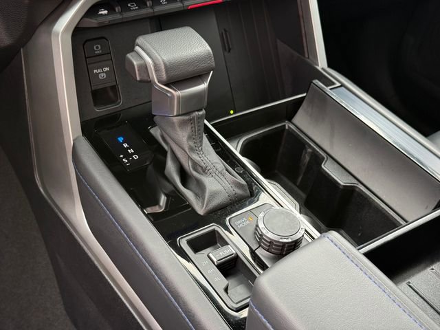 Used 2025 Toyota Tundra Platinum AWD/4WD image 12