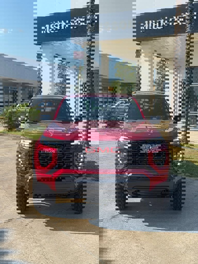 New 2026 GMC Canyon Elevation image 3