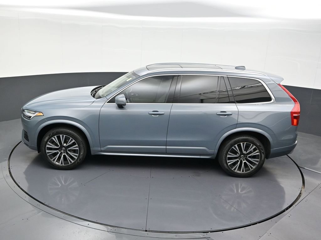 Used 2020 Volvo XC90 T5 Momentum w/ Protection Package Premier image 16