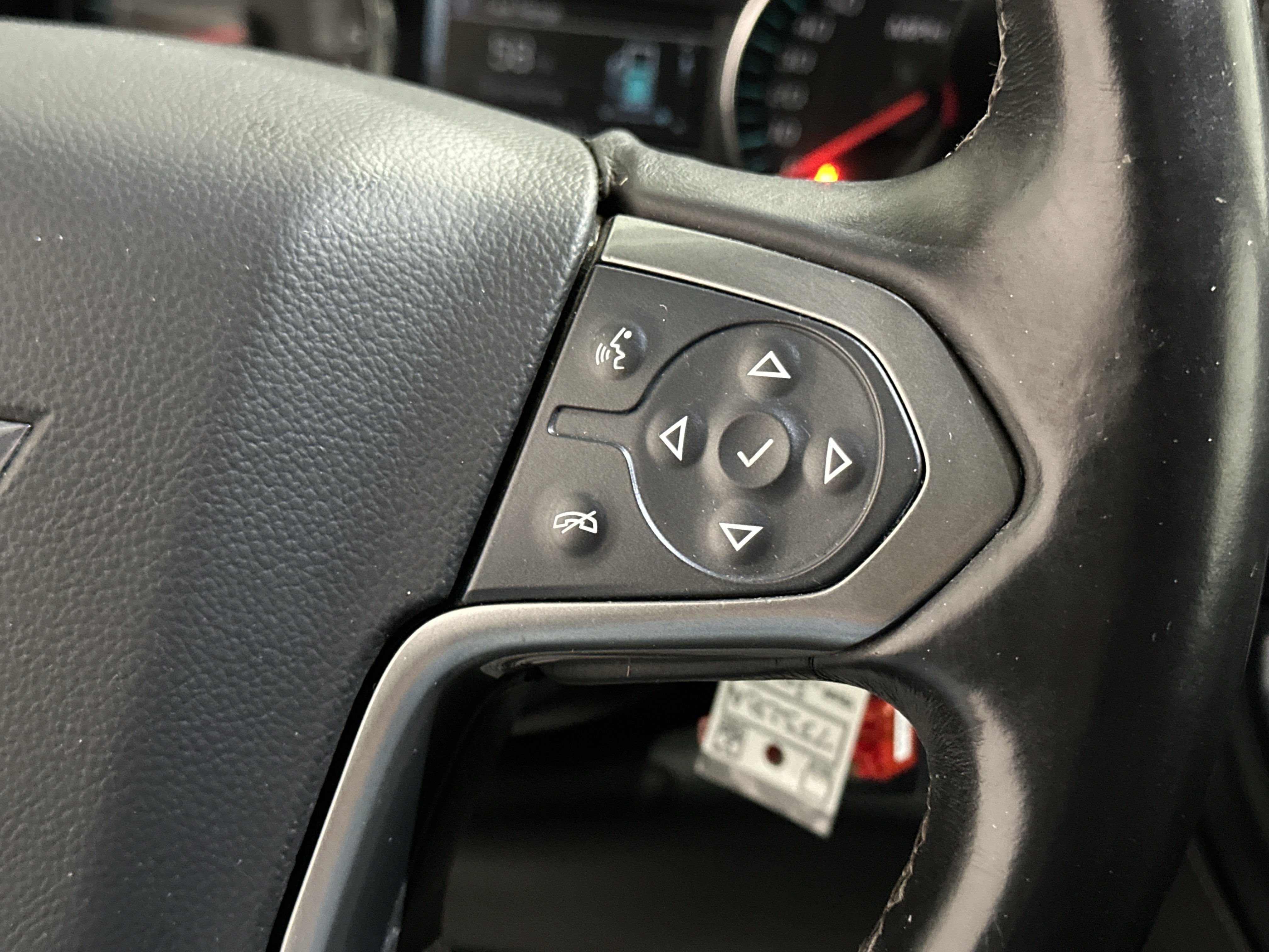 Used 2016 Chevrolet Silverado 1500 LTZ w/ Sport Package AWD/4WD image 30