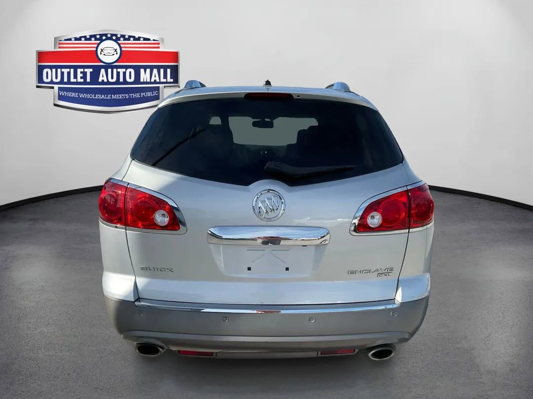 Used 2011 Buick Enclave CXL image 4