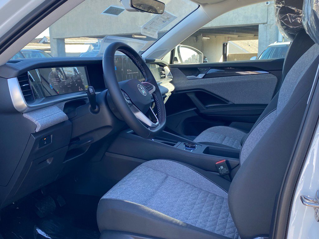 New 2026 Volkswagen Tiguan S image 8