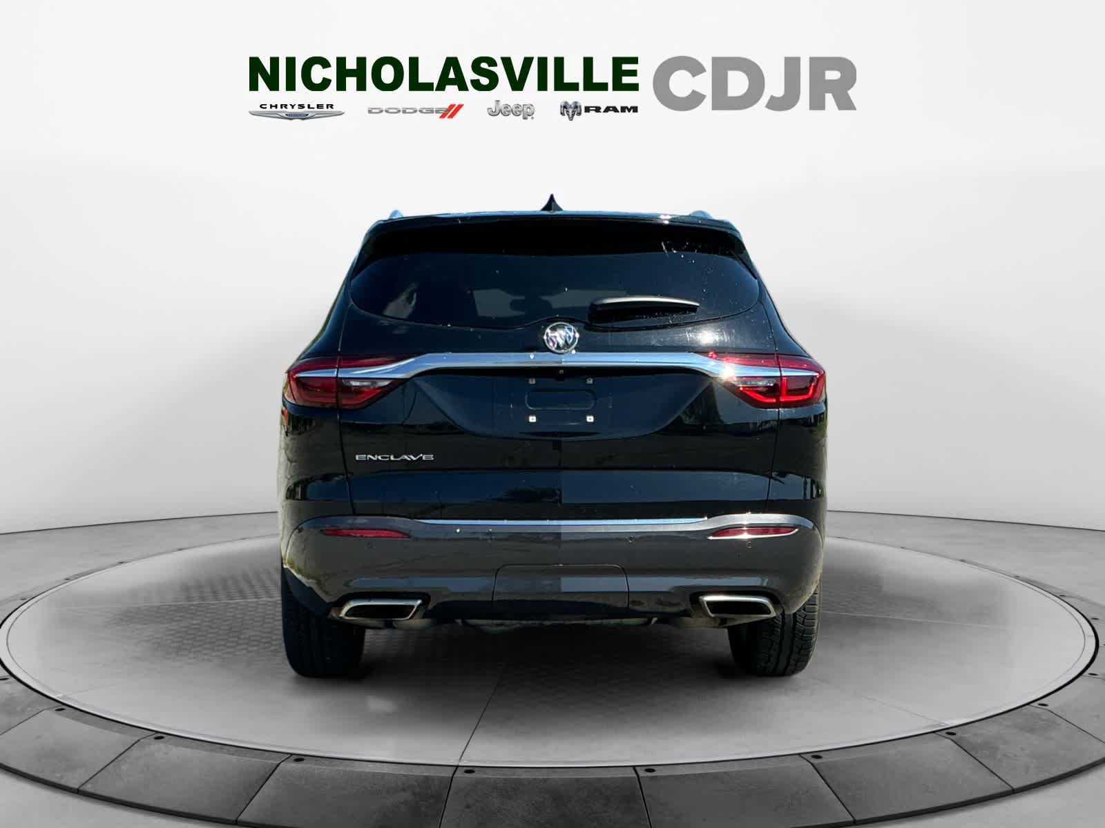 Used 2020 Buick Enclave Essence w/ LPO, Floor Liner Package FWD image 4