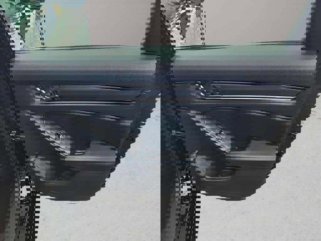 Used 2018 Honda Accord Sport image 23