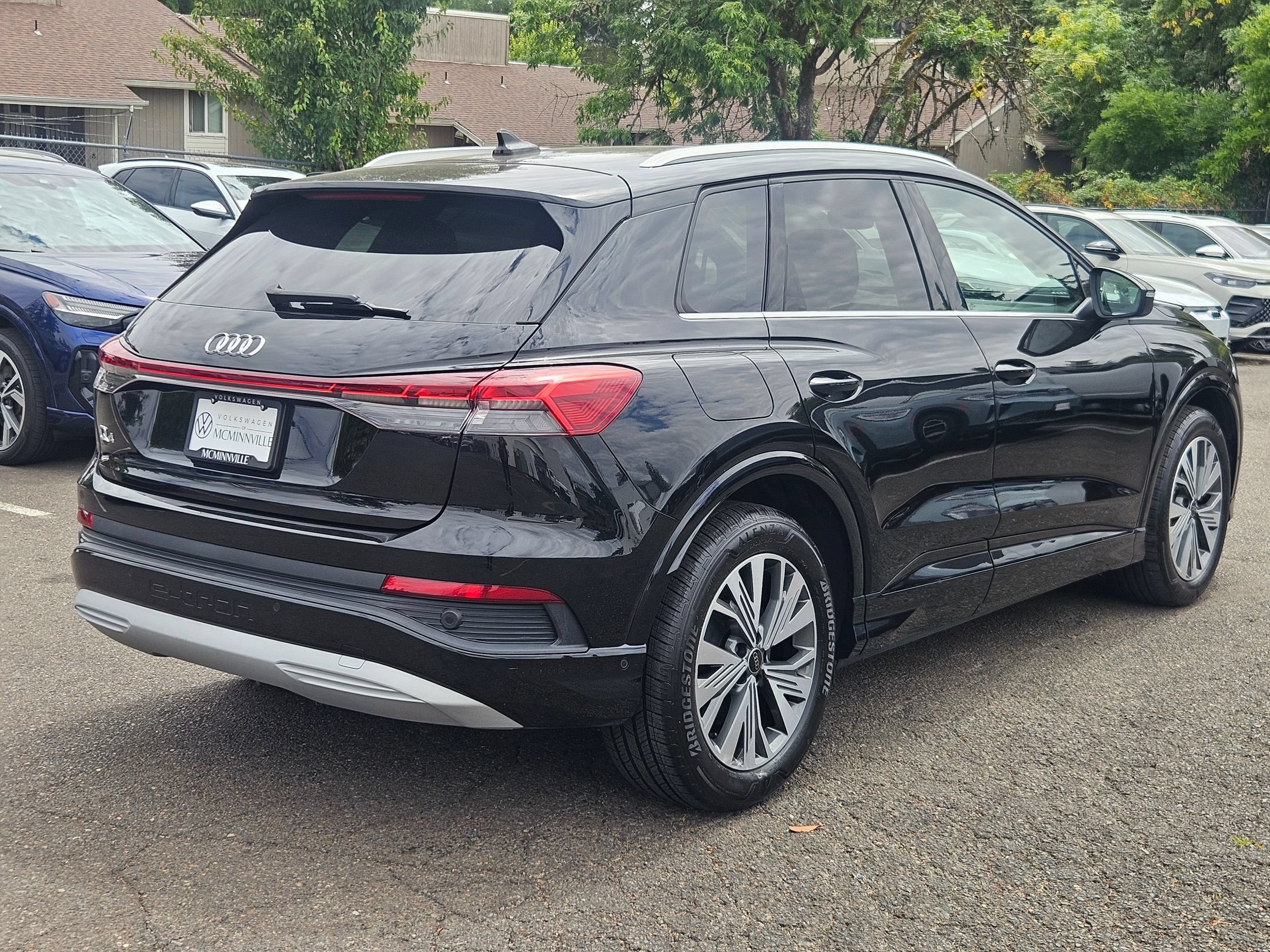 Used 2023 Audi Q4 e-tron Premium Plus w/ Premium Plus RWD image 5