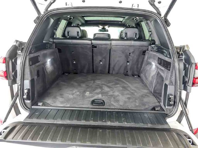 Used 2023 BMW X5 xDrive40i w/ Premium Package AWD/4WD image 44