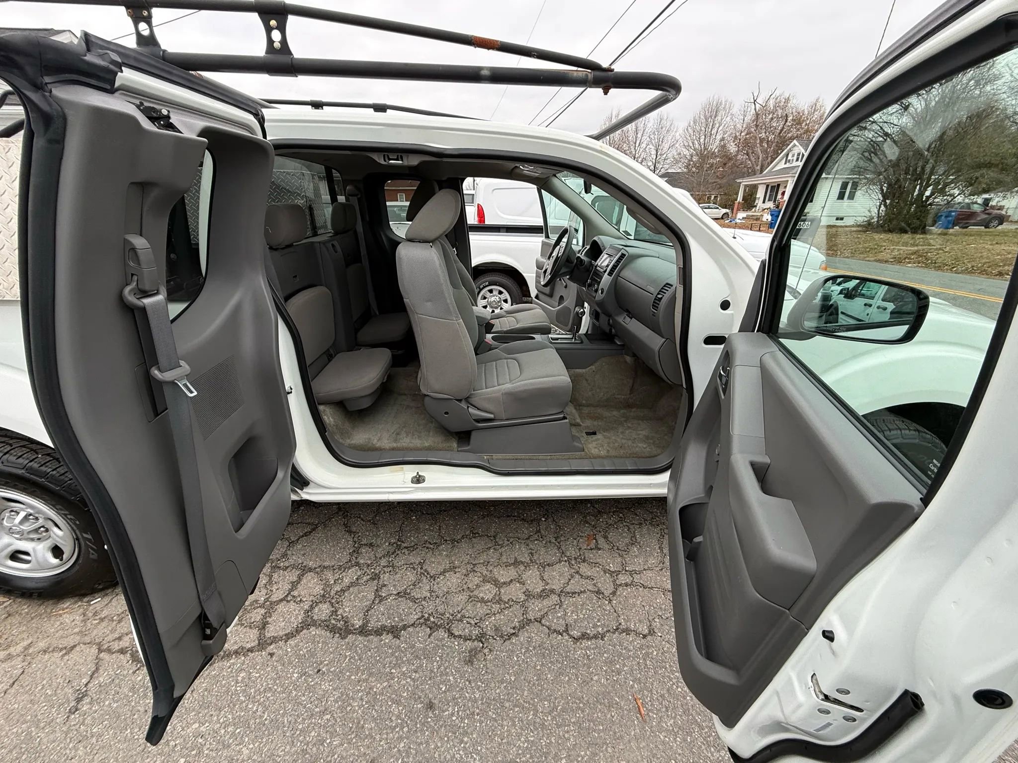Used 2018 Nissan Frontier S image 26