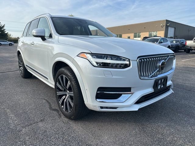 Used 2023 Volvo XC90 B5 Plus w/ Protection Package AWD/4WD image 1