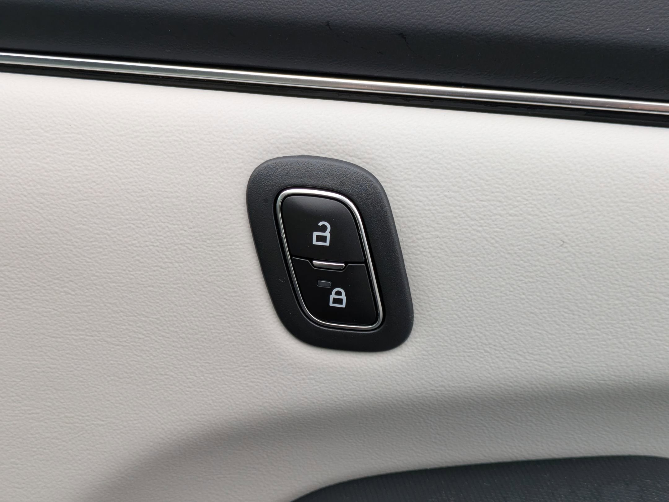 Used 2023 Ford Mustang Mach-E Premium image 36