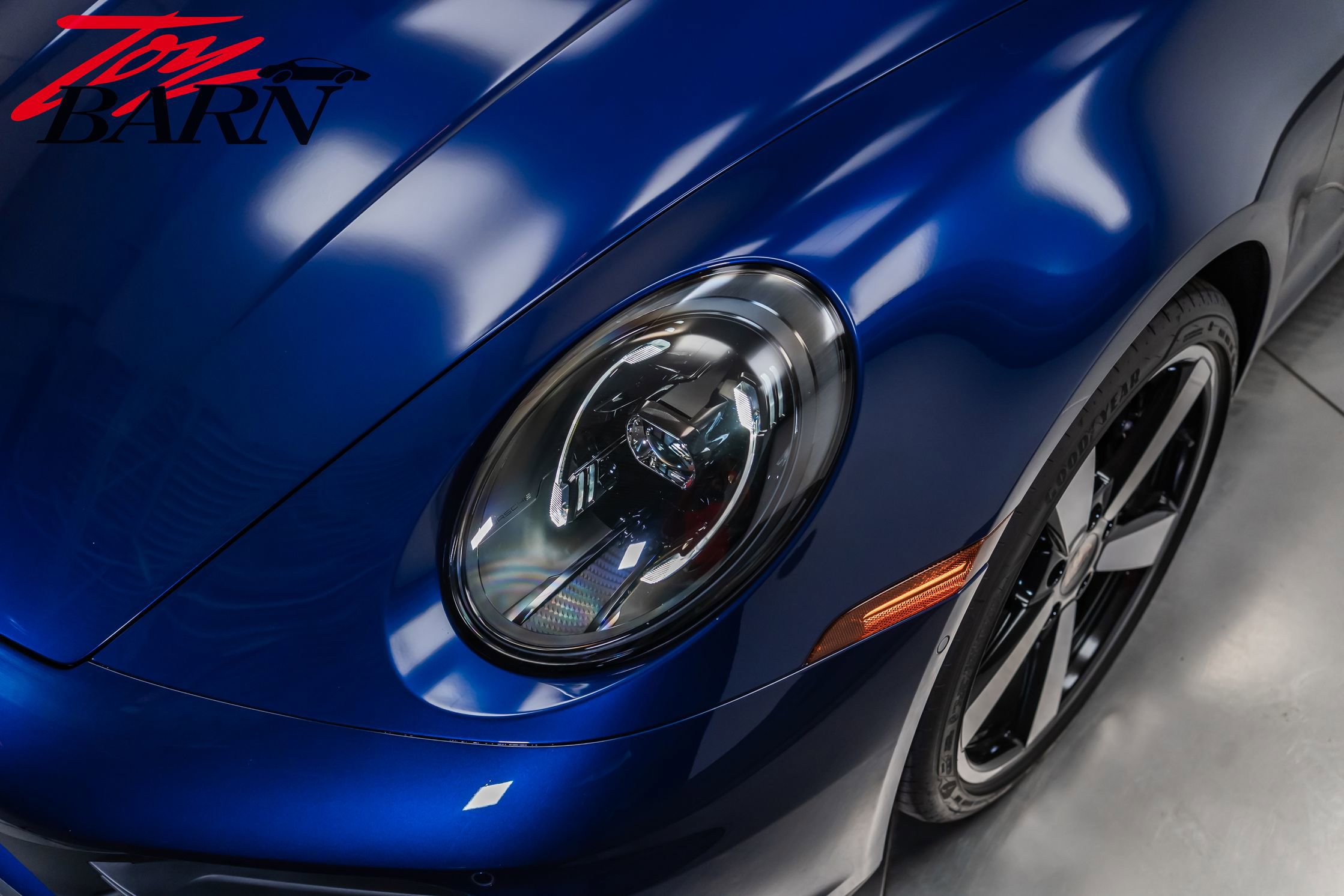 Used 2025 Porsche 911 Carrera S image 11